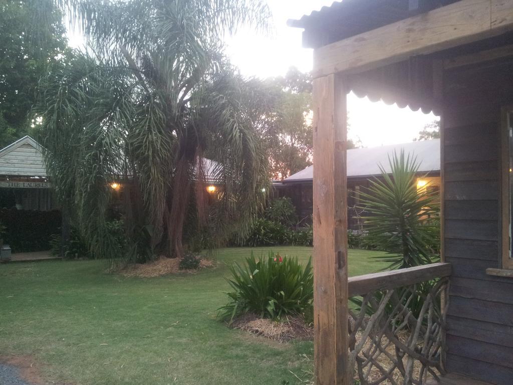 Hotel The Laurels Of Chinchilla Chambre photo